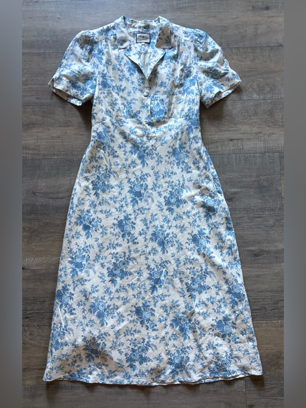 Tuckernuck women’s size large linen blend floral notched collar midi dress